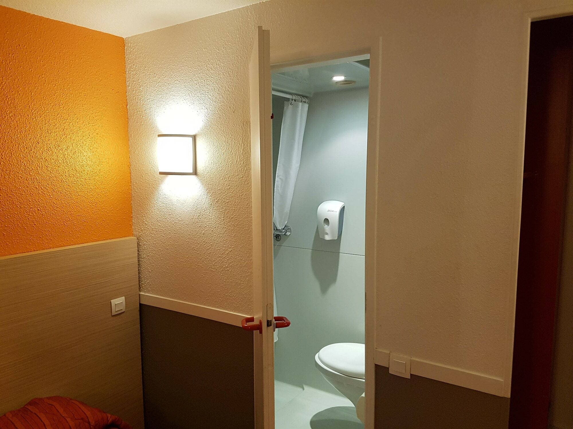 Heco Colmar Nord - Ex Premiere Classe Уссен Экстерьер фото